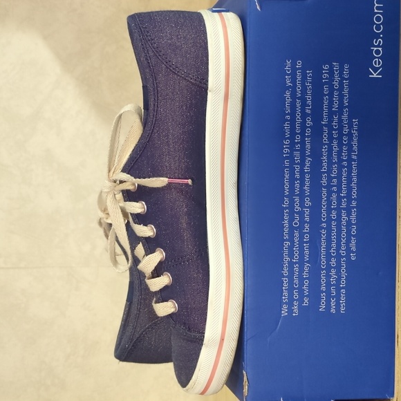 Keds brand sports shoe blue and gold color 7.5 - Picture 3 of 4